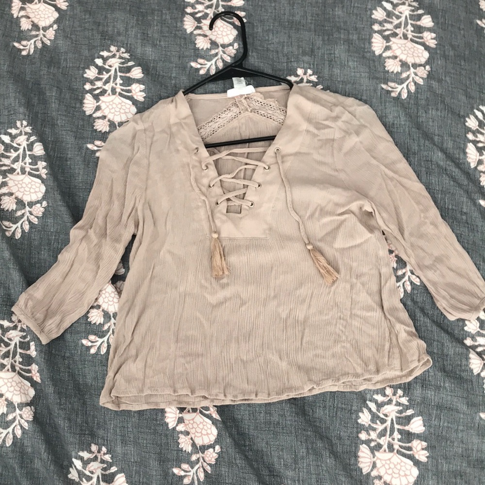 Tilly’s shirt